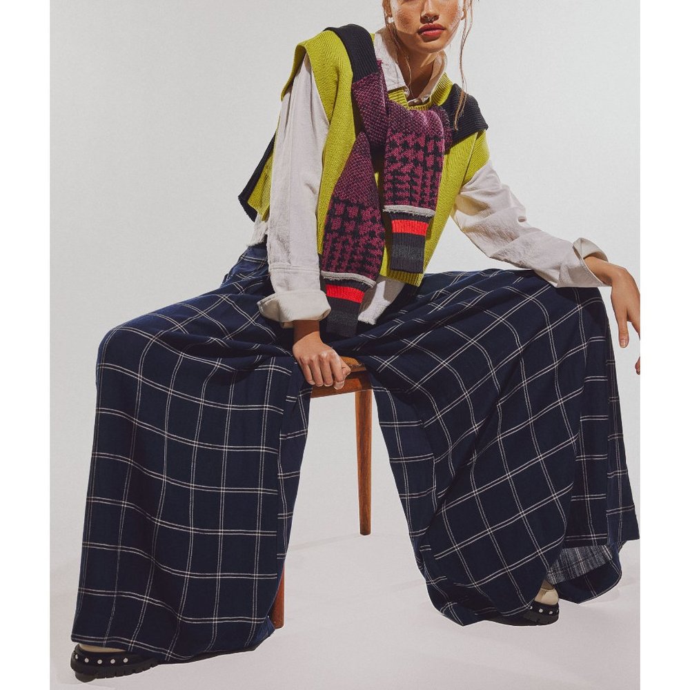 FREE PEOPLE Dance At Dusk Wide Leg Trousers / Navy Combo - Picture 4 of 11